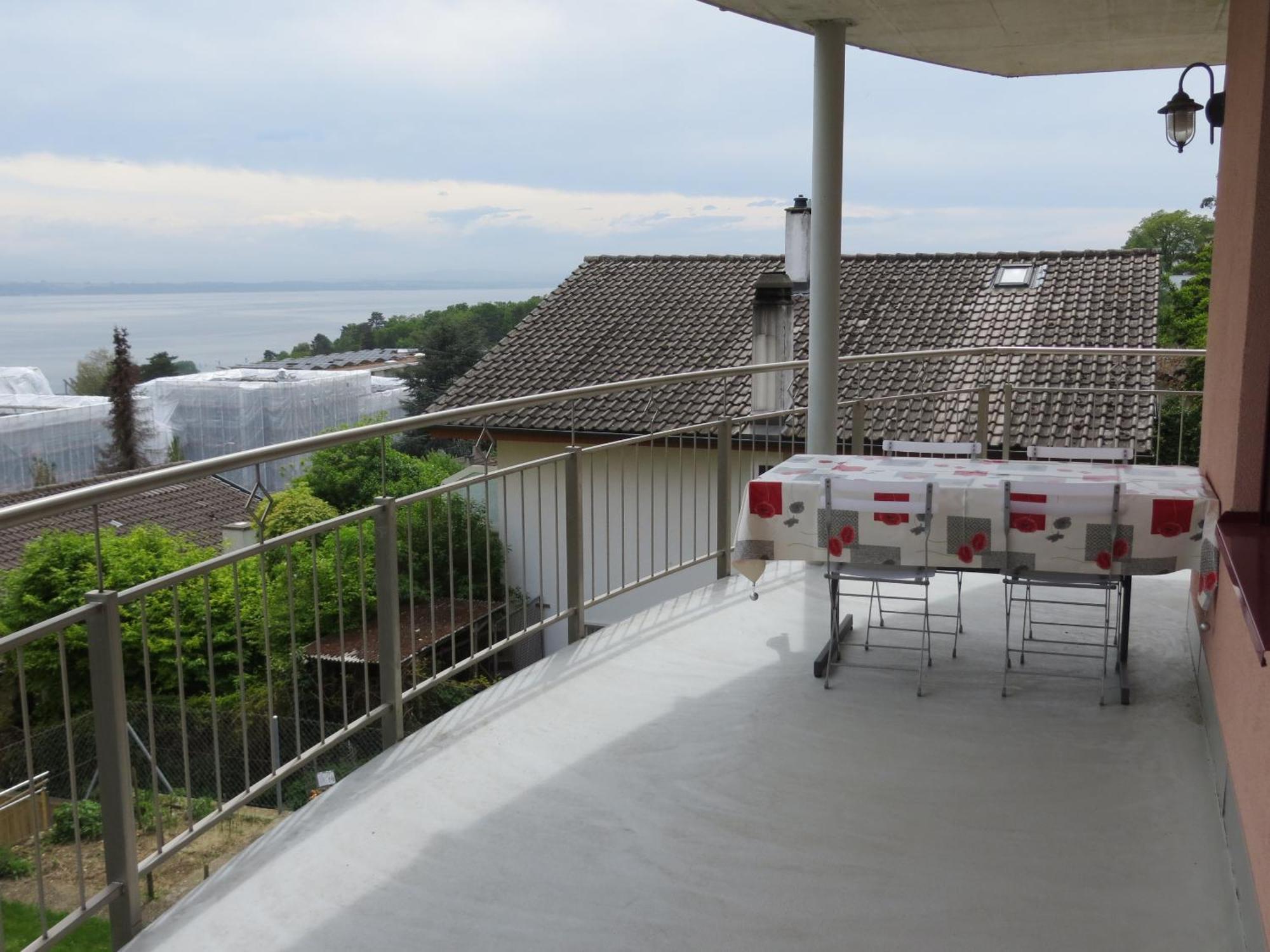 Chez Carole Apartment Neuchâtel Exterior foto